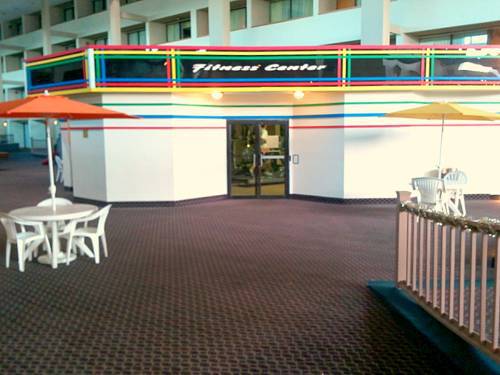 Fern Valley Hotel And Conference Center ลุยส์วิลล์ ภายนอก รูปภาพ